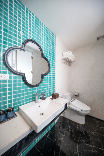 Bathroom 4, Royal Signature Hotel Hanoi, Hoàn Kiếm