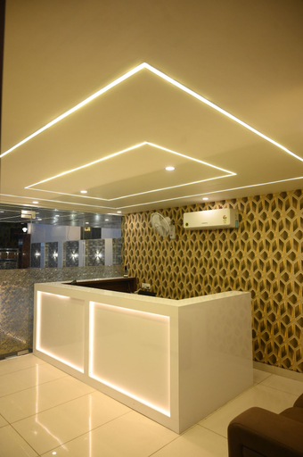 Others 5, The Golden Villa, Kaushambi