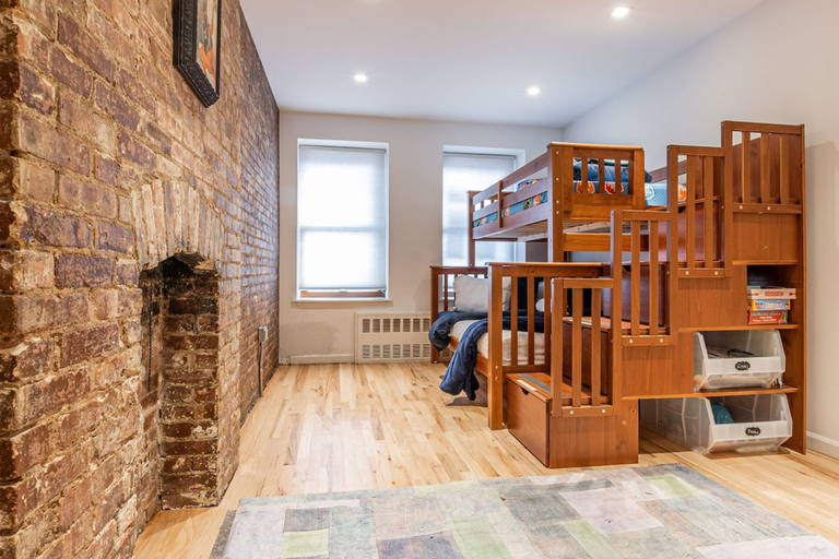 Room 2, Hawthorn I by Rove Travel 3BR Duplex Loft, New York