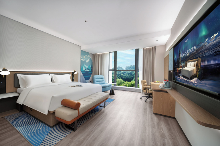 View from room 5, Echarm International Hotel Guangzhou Huangpu Flagship Branch, Guangzhou
