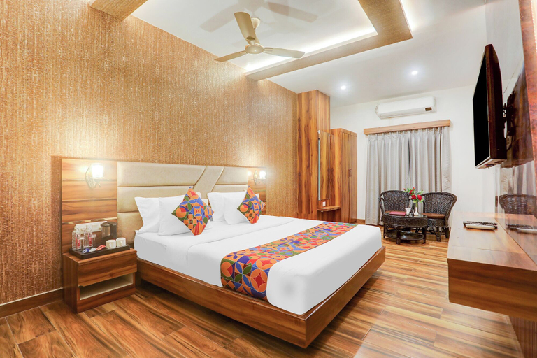 Room 4, Fabhotel Zion Inn, Varanasi