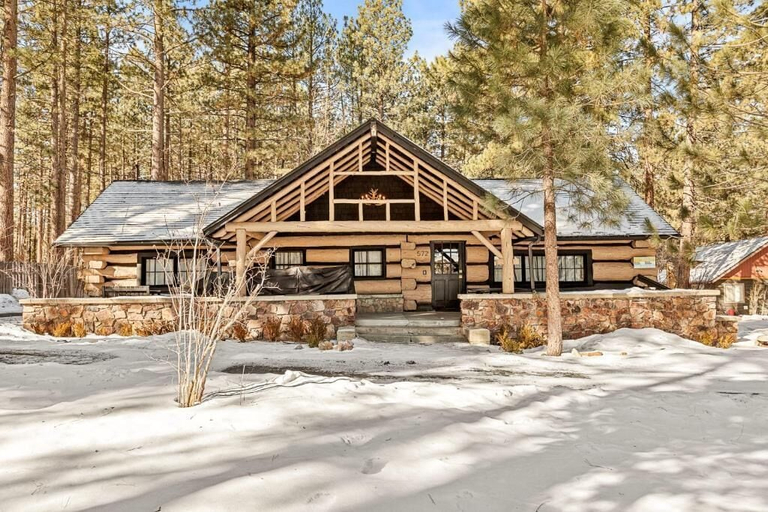 Exterior 1, The Hideaway Big Bear, San Bernardino