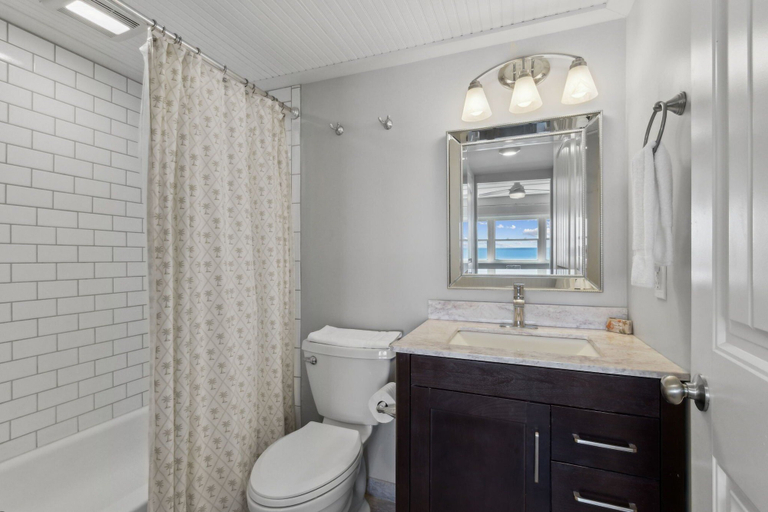 Bathroom 4, N4 Amelia South 2 Bedroom Condo, Nassau