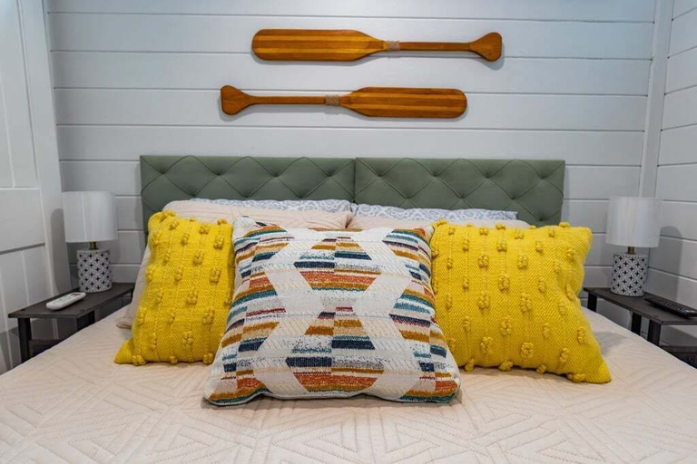 Room 2, Pepper's Place, Stewart