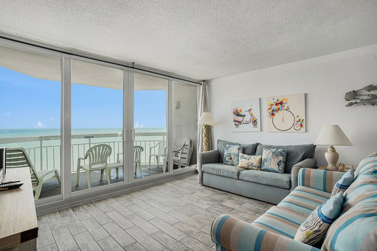 Living area 3, 1402 Waters Edge Resort 2 Bedroom Condo by RedAwning, Georgetown