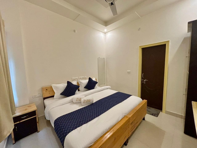 Room 4, Zuna Stayz Tapovan Rishikesh, Tehri Garhwal