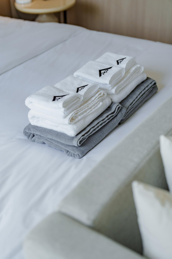 Room 5, Wyndham Gardens Elegant Studio, Forrest View 2228, Pulau Phuket