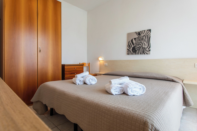 Bedroom 3, Villaggio Turistico Priori Malcesine, Verona