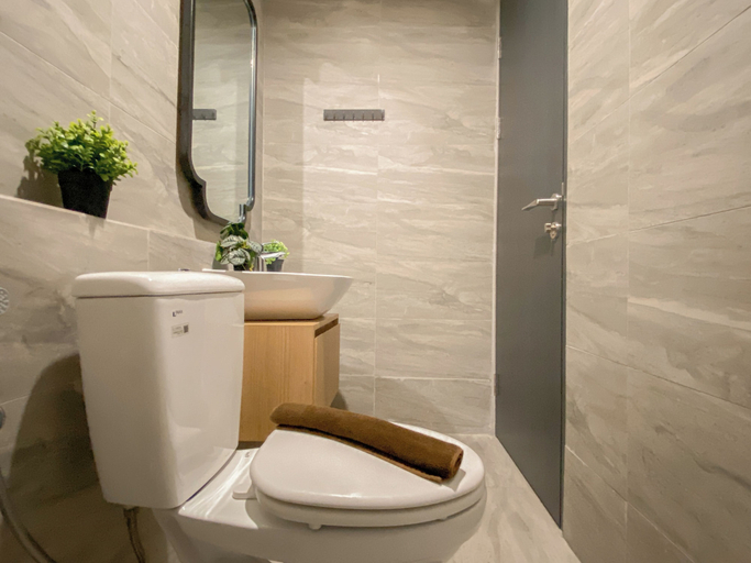 Interior 2, Modern Minimalist Studio Apartment At Collins Boulevard, Tangerang
