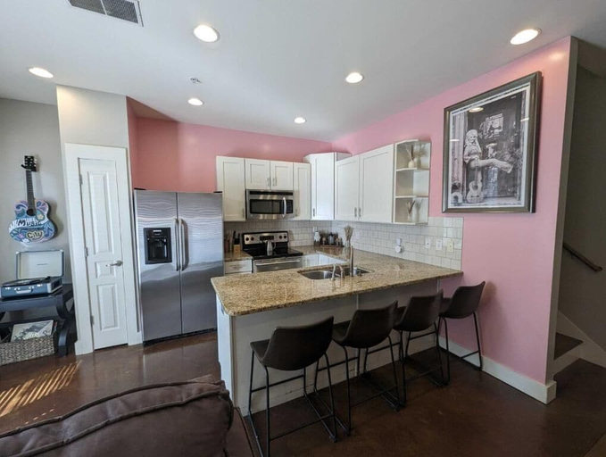 Private kitchen 2, 3203 Long BLVD, Davidson