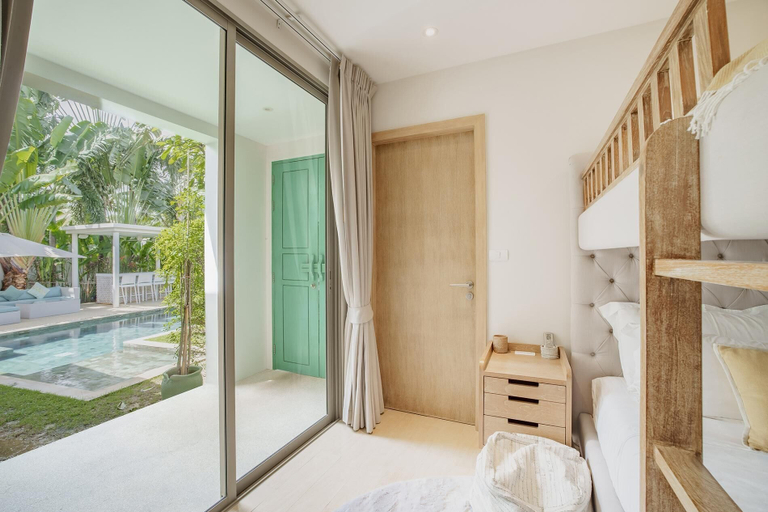 View from room 2, Stylish 3BR Pool Villa, Bang Tao + Airport Shuttle, Pulau Phuket