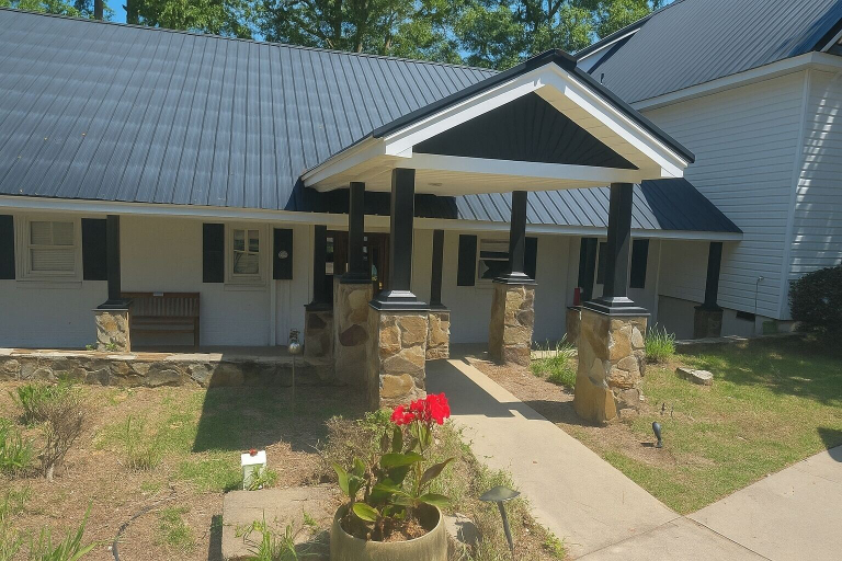 Exterior & Views, Luxury Lakefront 4br: Jacuzzi, Game Room & Wi-fi, Lexington