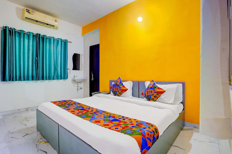 Room 5, FabHotel Lotus Prime Stay, Pune