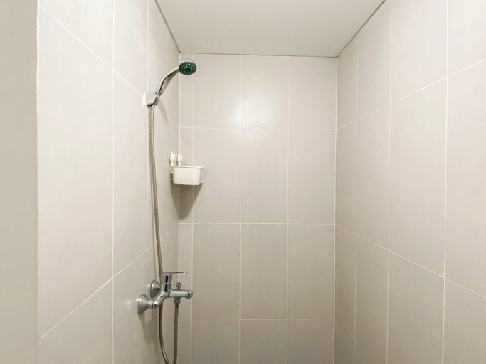 Bathroom 3, Simple Rest Studio (No Kitchen) At Lrt City Sentul - Royal Sentul Park Apartment, Bogor
