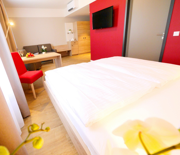 Bedroom 2, KELKO 1A Hotel, Ortenaukreis