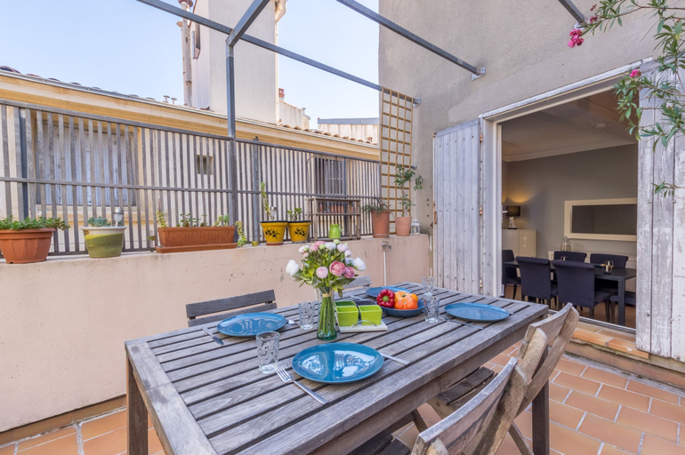 Room 2, Terrasse de la Canourgue - Premi re Conciergerie, Hérault
