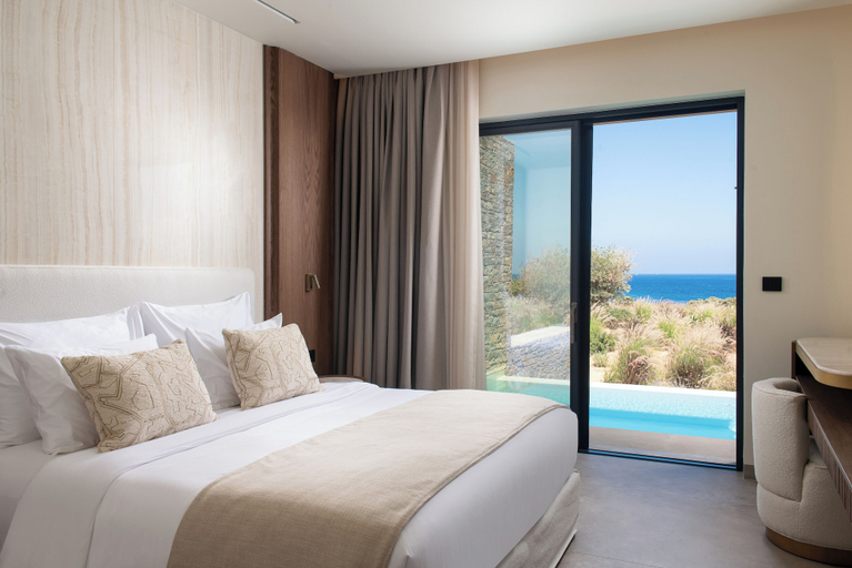 Bedroom 3, Vione Paros Hotel, South Aegean