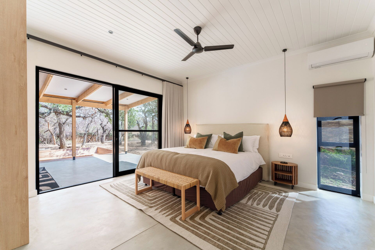 Bedroom 3, Nomads Den - Safari Villas in Hoedspruit, Mopani