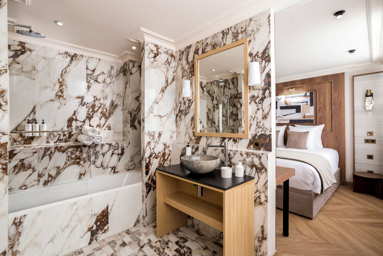 Bathroom 5, Merveil Signature Suite - Bateliere, Paris