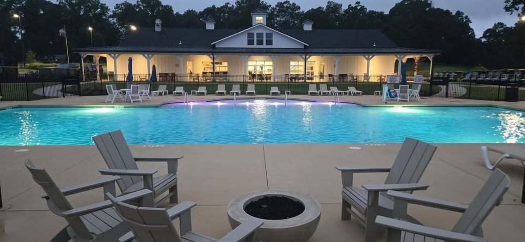 Pool 4, Carolina Camp Cedar, Pickens