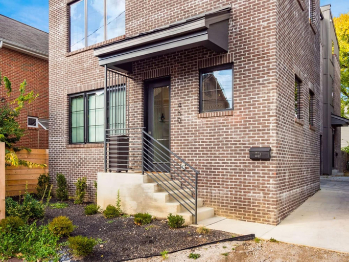 Room 3, Historic German Village Industrial Masterpiece, Franklin
