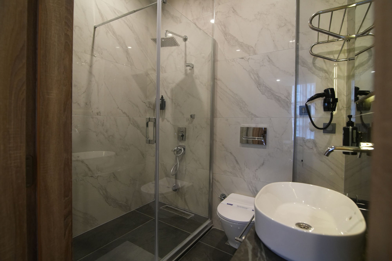 Bathroom 5, Rest By Dedeman Tekirdag Kapakli, Çerkezköy