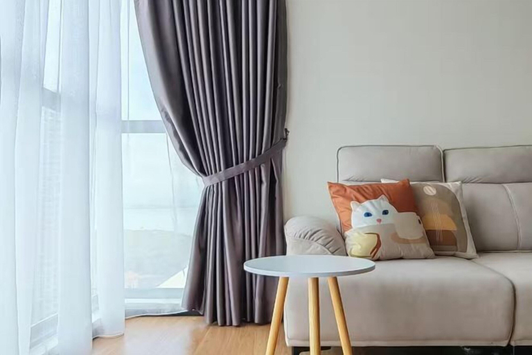 Living area 5, Leisure City NightView 2BR Urban Suites Georgetown, Pulau Penang