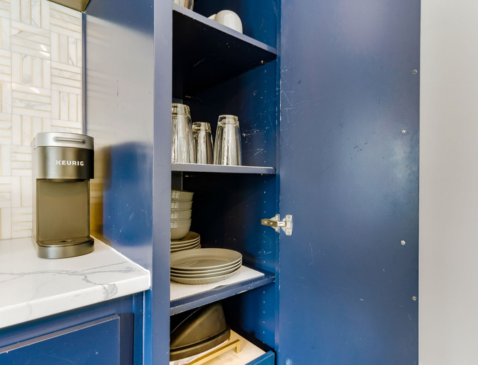 Room 3, Emerald Indigo House Pet Friendly, Dallas