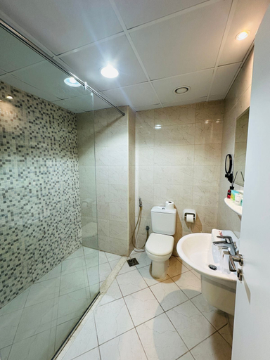 Bathroom 3, Zapbed House-MAY 105, Dubai