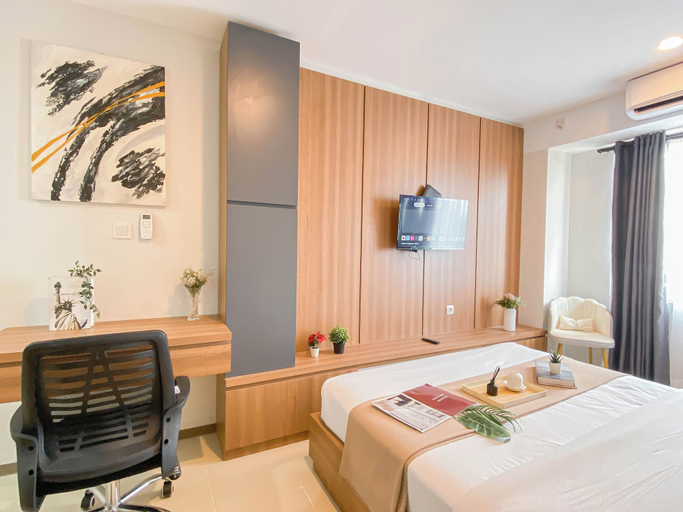 Room 4, Wooden Space Studio At Meikarta Apartment, Cikarang