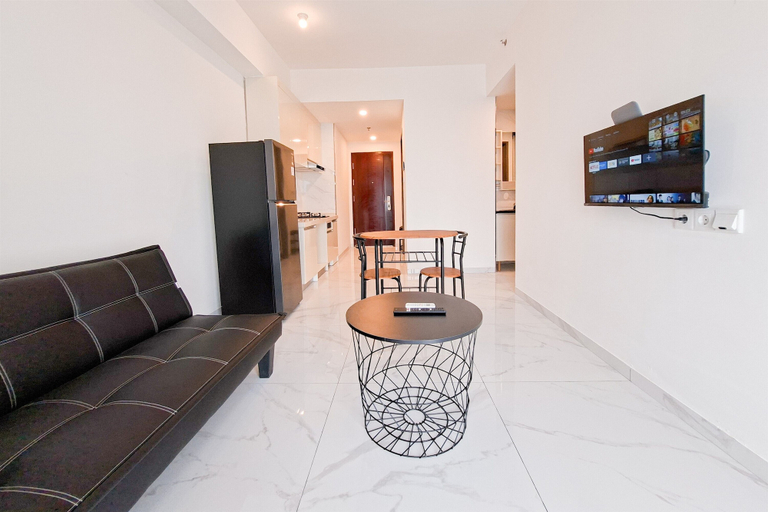 Living area 3, Tidy 2Br Sky House Alam Sutera Apartment Near Ikea, Tangerang