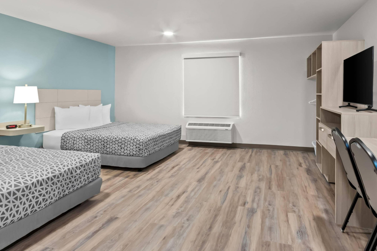 Bedroom 4, Woodspring Suites Tucson Medical Center, Pima