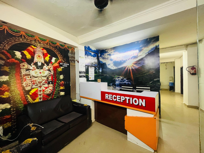 Reception, Roomshala Hotel Pub G, Delhi