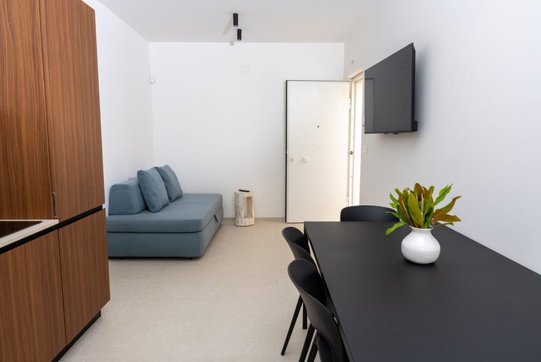 Living area 3, Hotiday Apartments Giulianova, Teramo