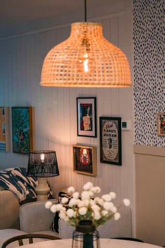 Interior 4, Kim's Place on Cigar Hill, Montgomery