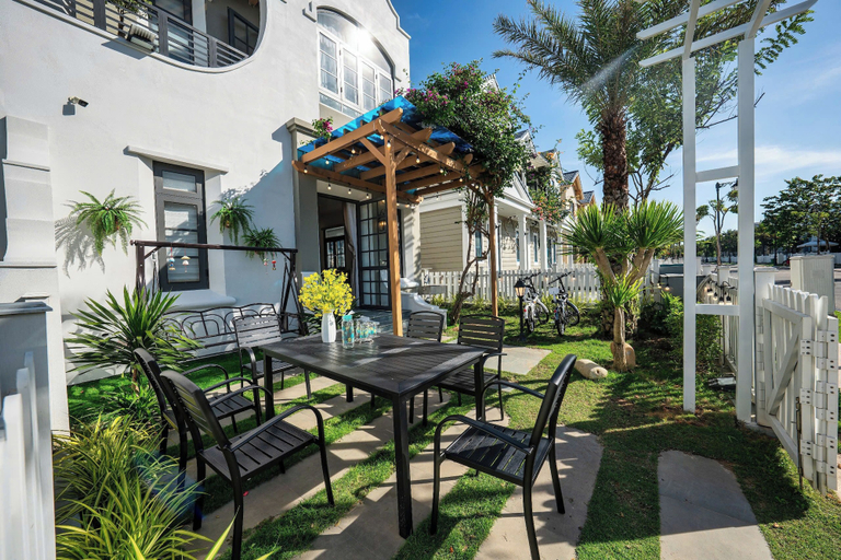 Front of property 2, Luxury 4 bedroom villa, Phan Thiết