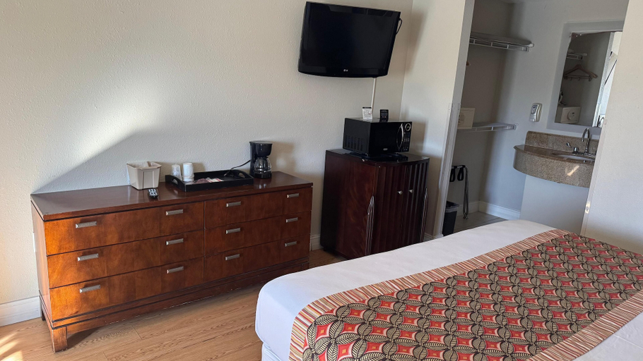 Bedroom 4, Hotel MonteCarlo, Osceola