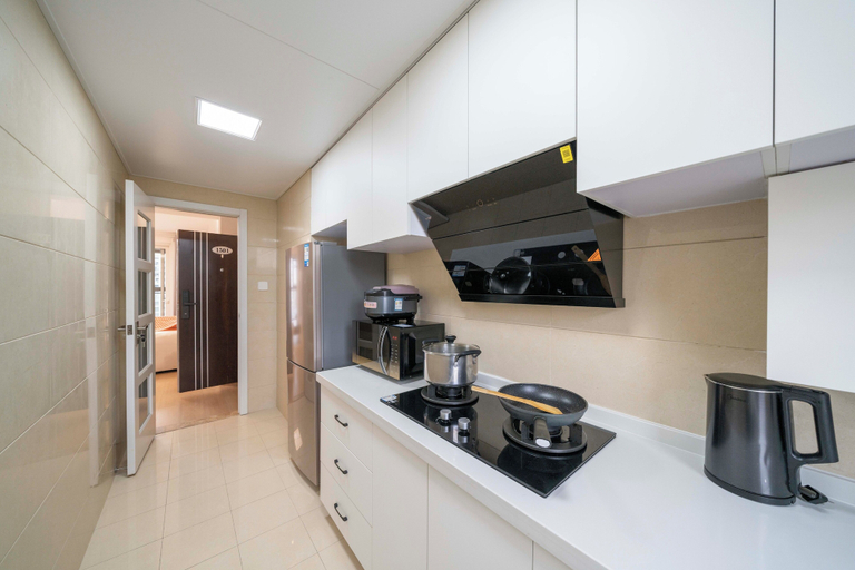 Private kitchenette 3, Tyms Changning 3BR Modern Apt near Weining Rd, Shanghai