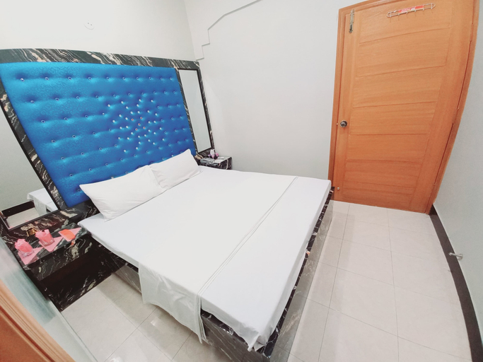 Bedroom 2, BNB Rose Lodge Family Guest House, Karachi