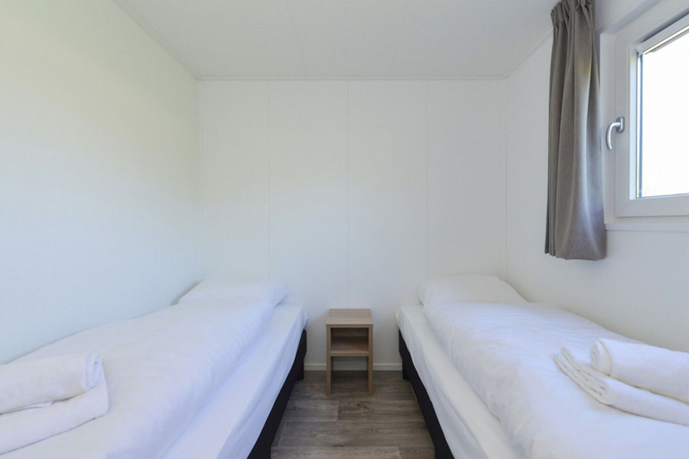 Bedroom 4, Brand new Chalets at 10 Minutes From the Oosterschelde, Borsele