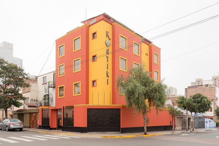 Front of property, Kontiki Miraflores, Lima