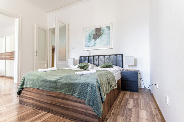 Room 3, Cozy 2BR Apt Prime Central Spot, Wien