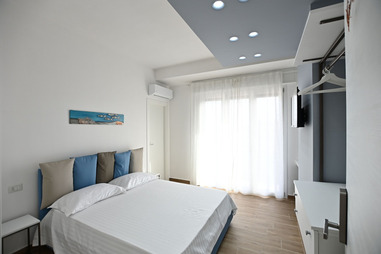 Bedroom 3, Kore suites&apartments, Reggio Di Calabria
