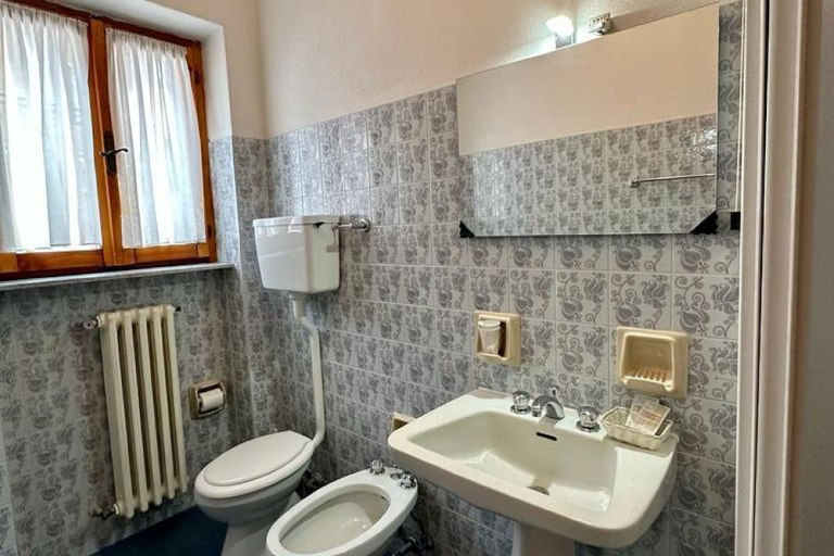 Bathroom 4, Hotel Ginepro, Sondrio