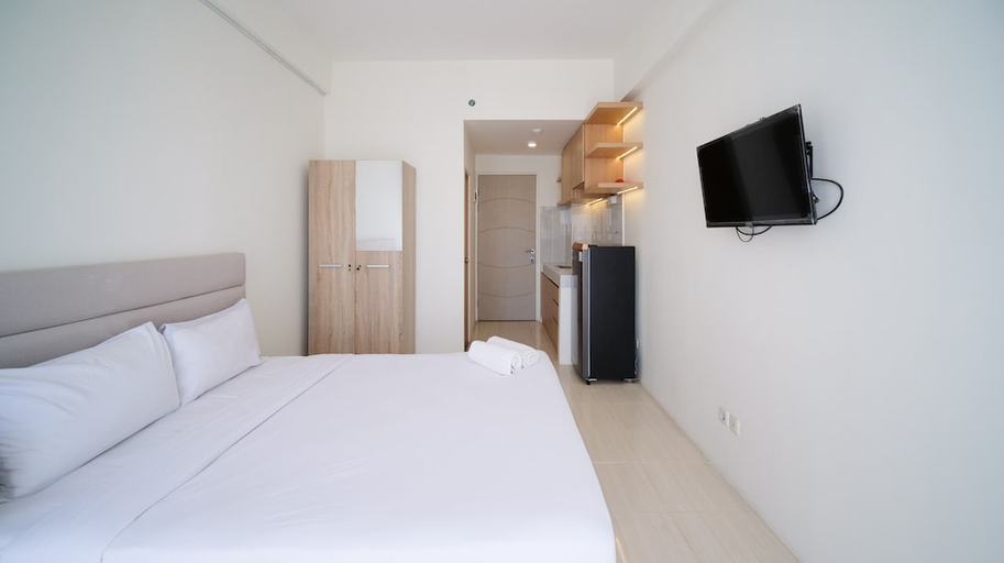 Bedroom 2, Compact And Strategic Studio At Bale Hinggil Apartment, Surabaya