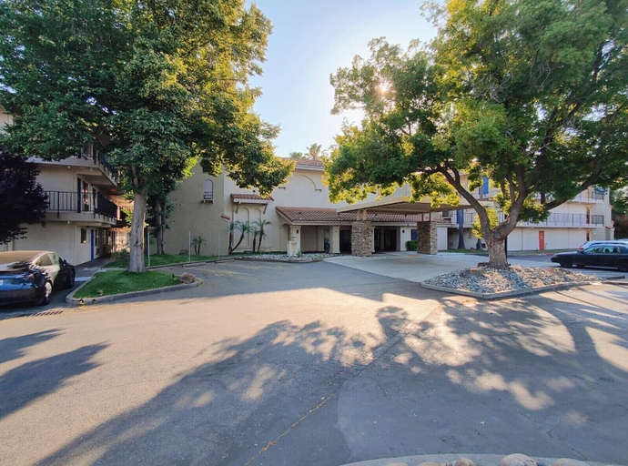 Front of property, Rodeway Inn & Suites Rancho Cordova - Folsom, Sacramento