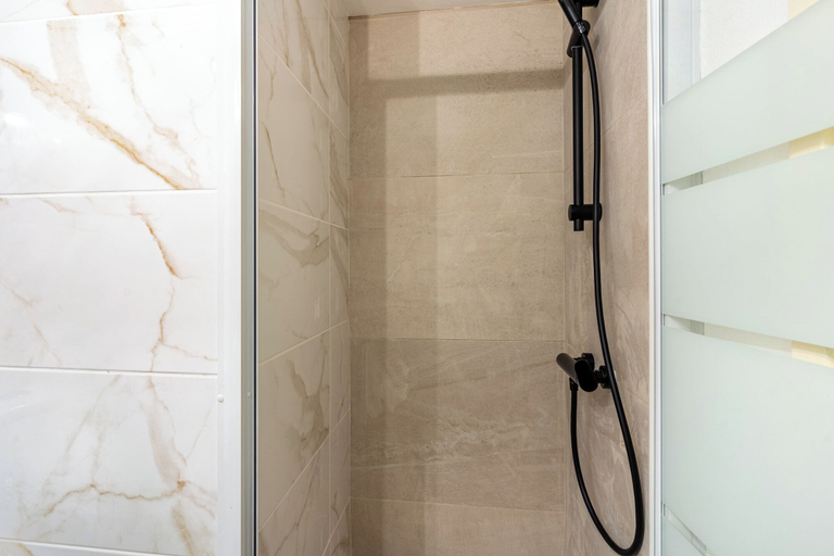 Bathroom 5, Simba Studio in Larnaca & Terrace, Larnaca