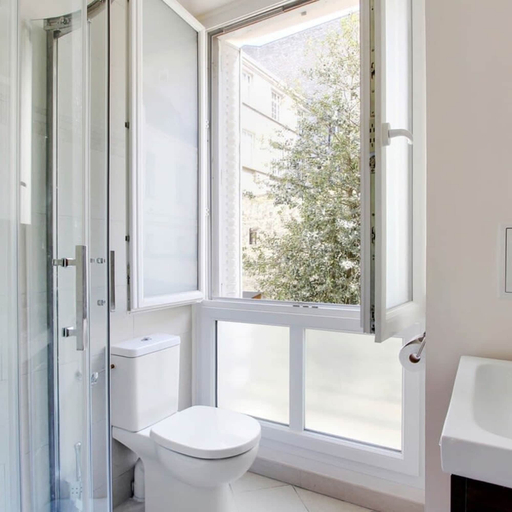 Room 3, Eiffel Market Charming 2 Bed Apt Near Invalides, Paris