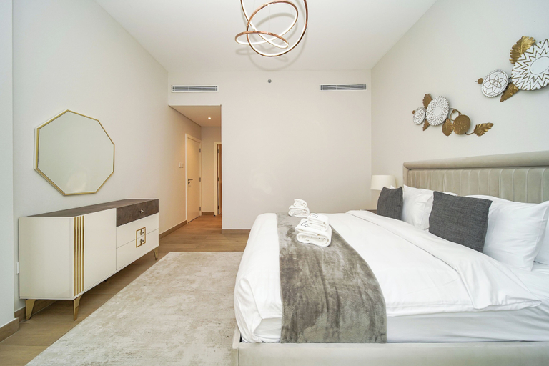 Room 5, PVH - Beach Front 2BR in Le Pont 3, Dubai