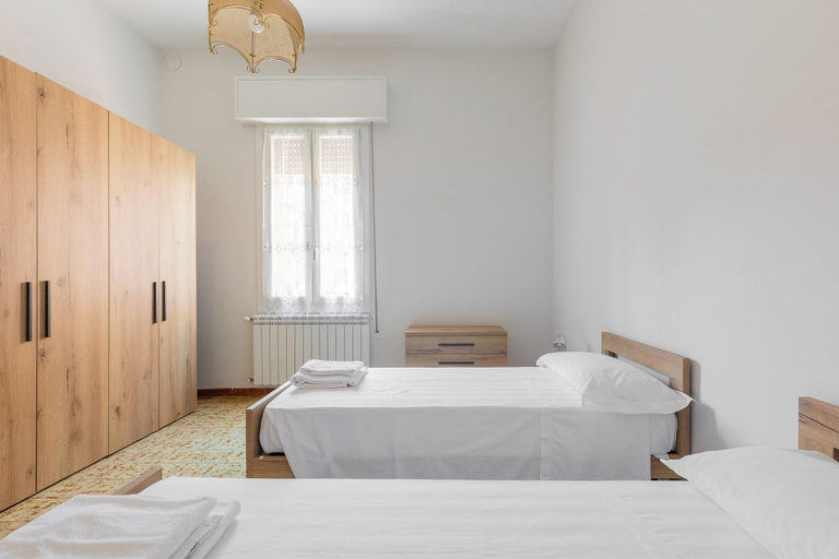 Room 2, Via Franco Bolognese by Wonderful Italy, Bologna